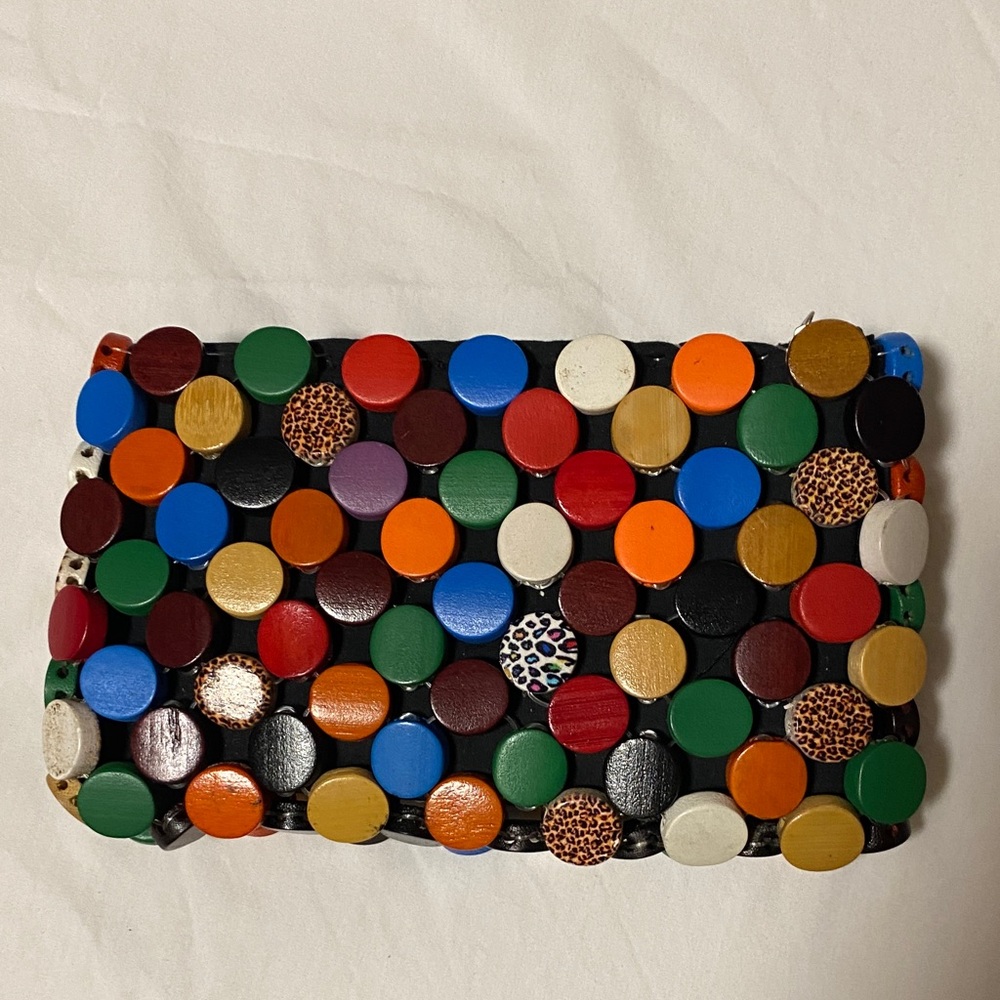Multicolor Button Clutch